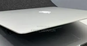 New Laptop Apple MacBook Pro 2013 8GB Intel Core I7 SSD 256GB