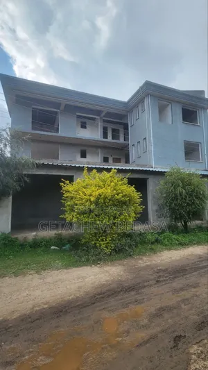 Photo - 5bdrm House in Legatafo Area, Oromia-Finfinne for sale