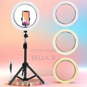 Photo - Brand New 14 Inch Led Ring Light With Soft and Natural Glow.