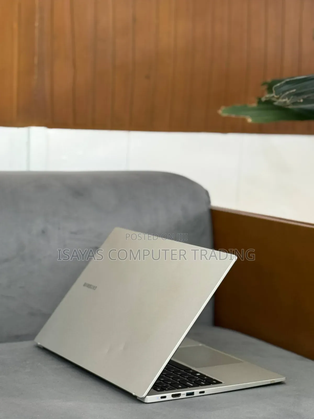 New Laptop Samsung Galaxy Book 2 8GB Intel Core I5 SSD 256GB