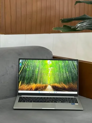 New Laptop Samsung Galaxy Book 2 8GB Intel Core I5 SSD 256GB