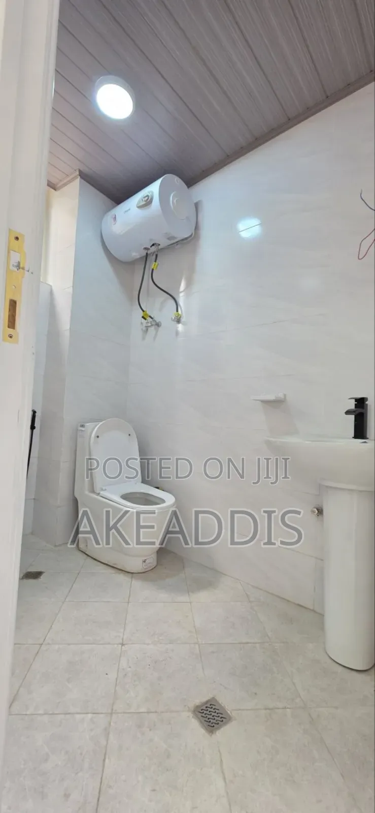 Furnished 1bdrm Condo in Bole Ayat for sale