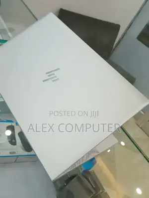 New Laptop HP EliteBook 840 G8 16GB Intel Core I7 SSD 512GB