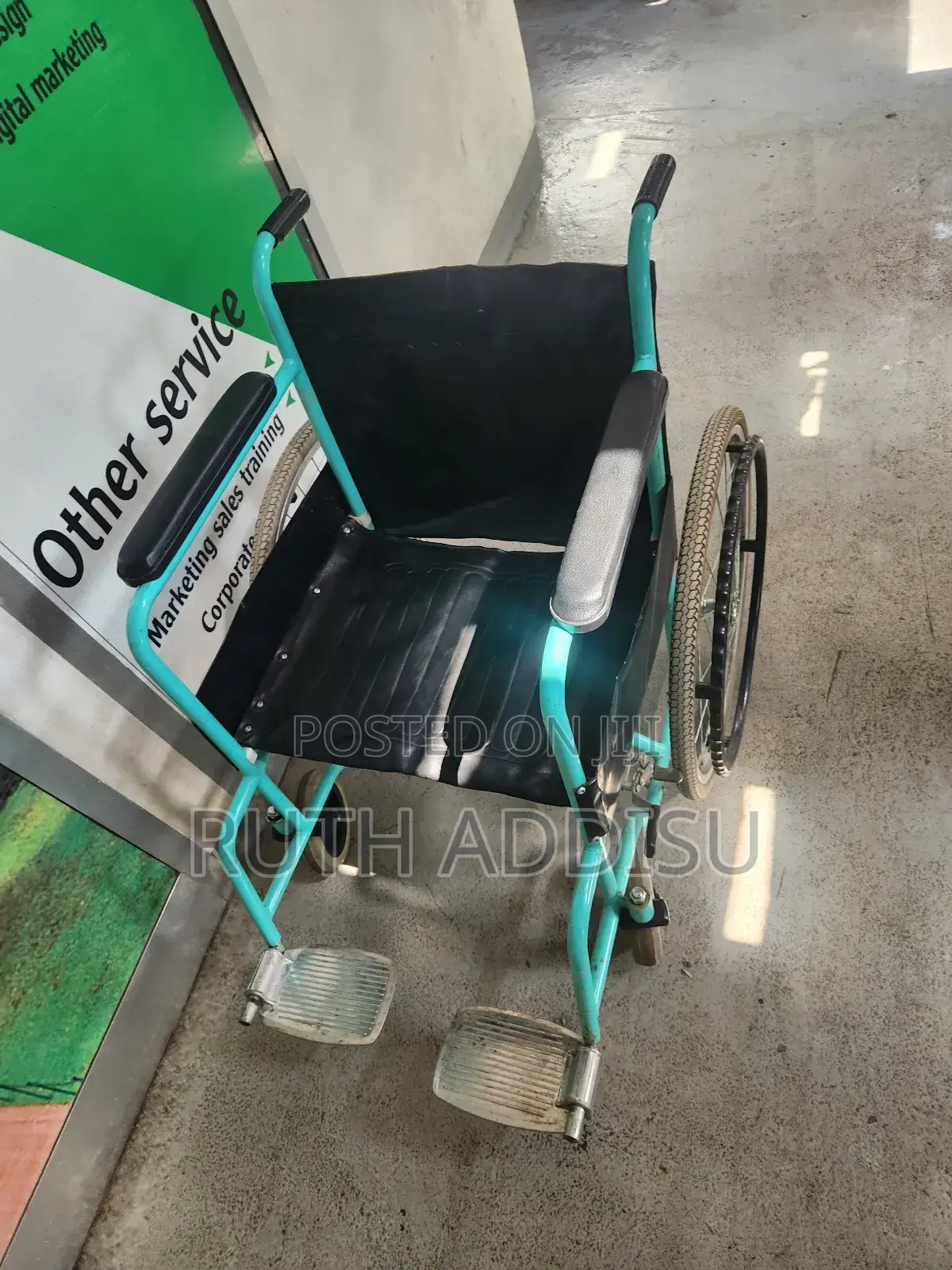 Wheelchair傳媒foldable Wheelchair俠義heavy Duty Wheelchair Best Quality