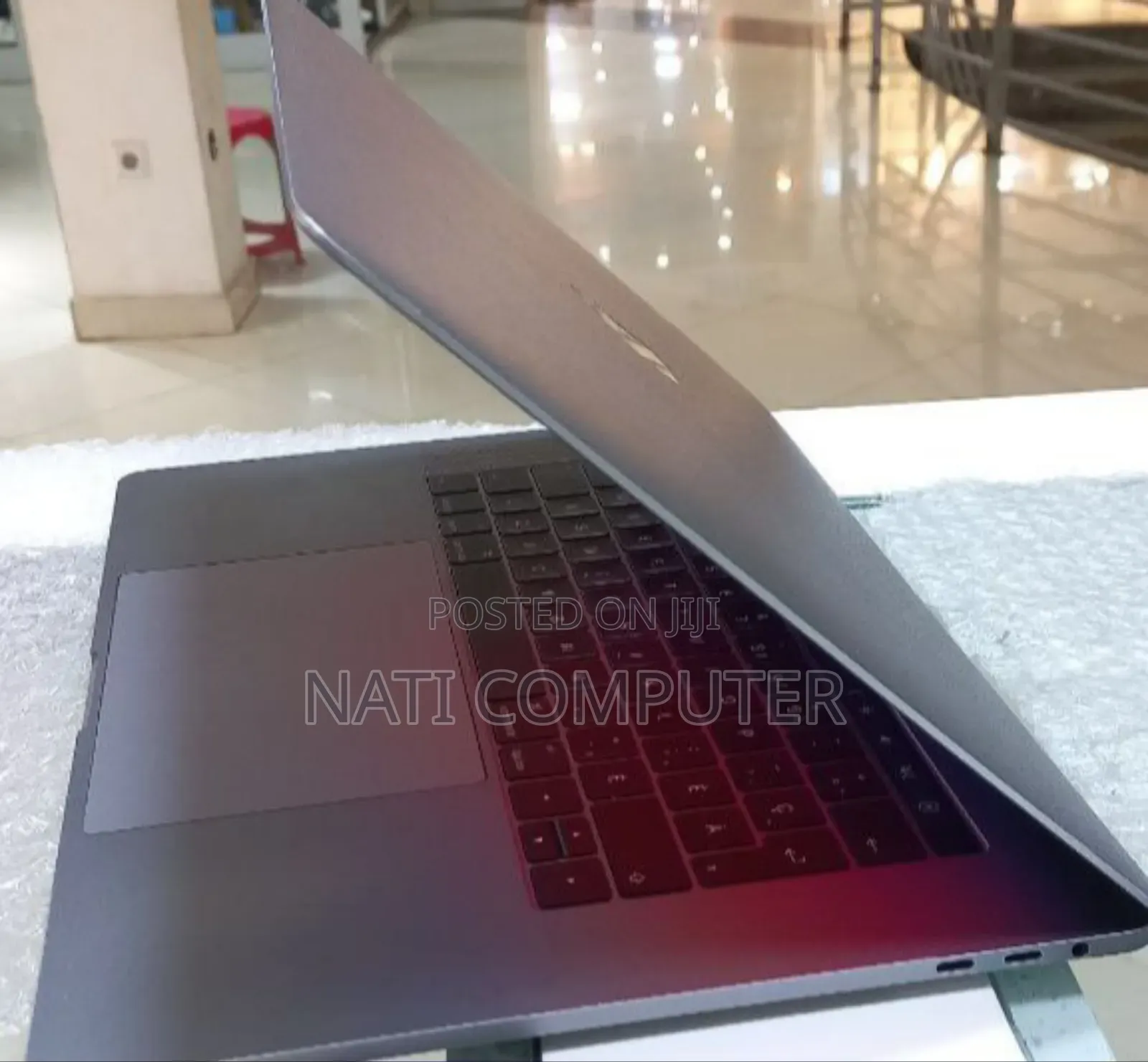 New Laptop Apple MacBook Pro 2019 16GB Intel Core I7 SSD 512GB