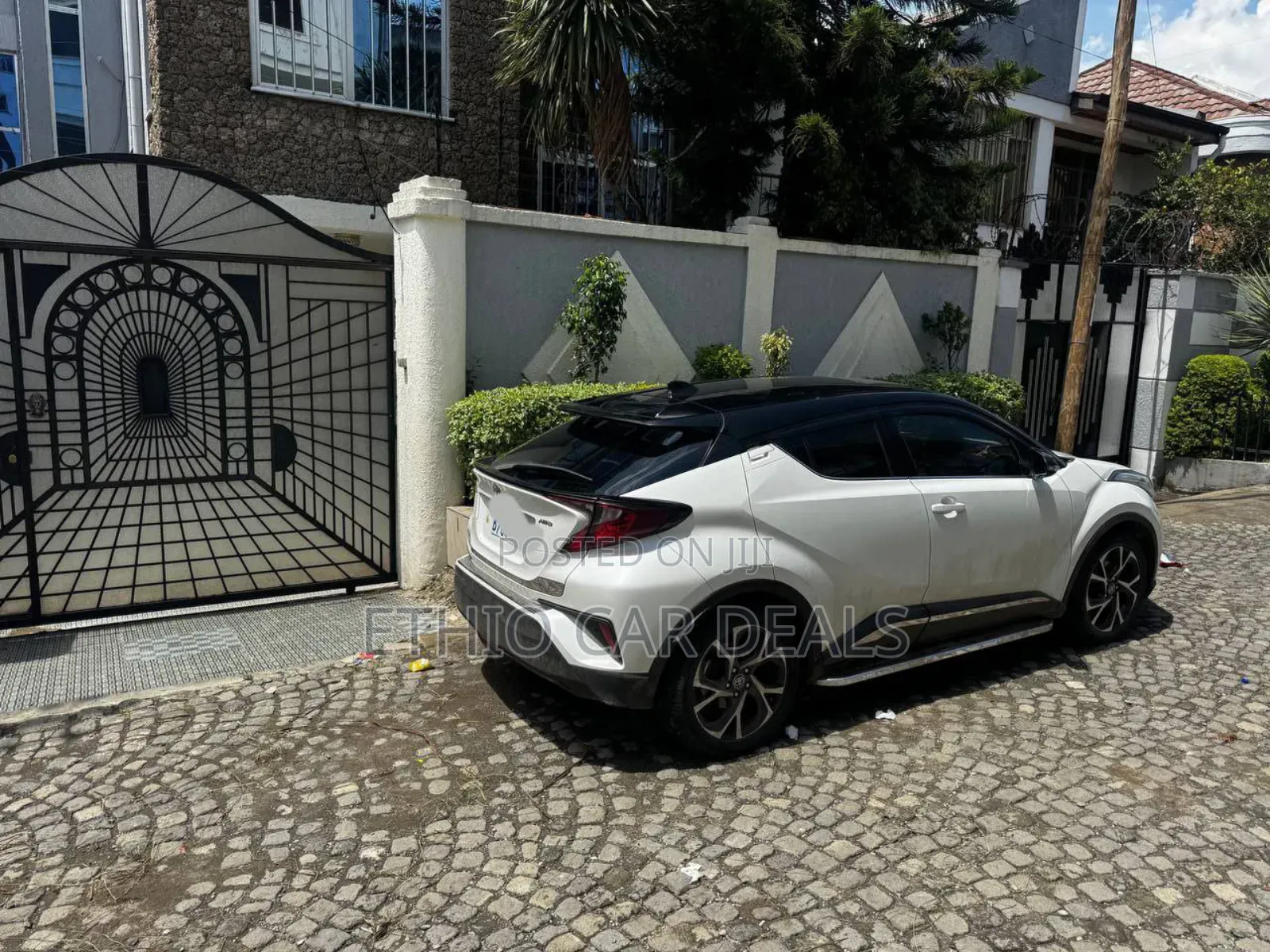 Toyota C-HR Limited FWD 2020 White