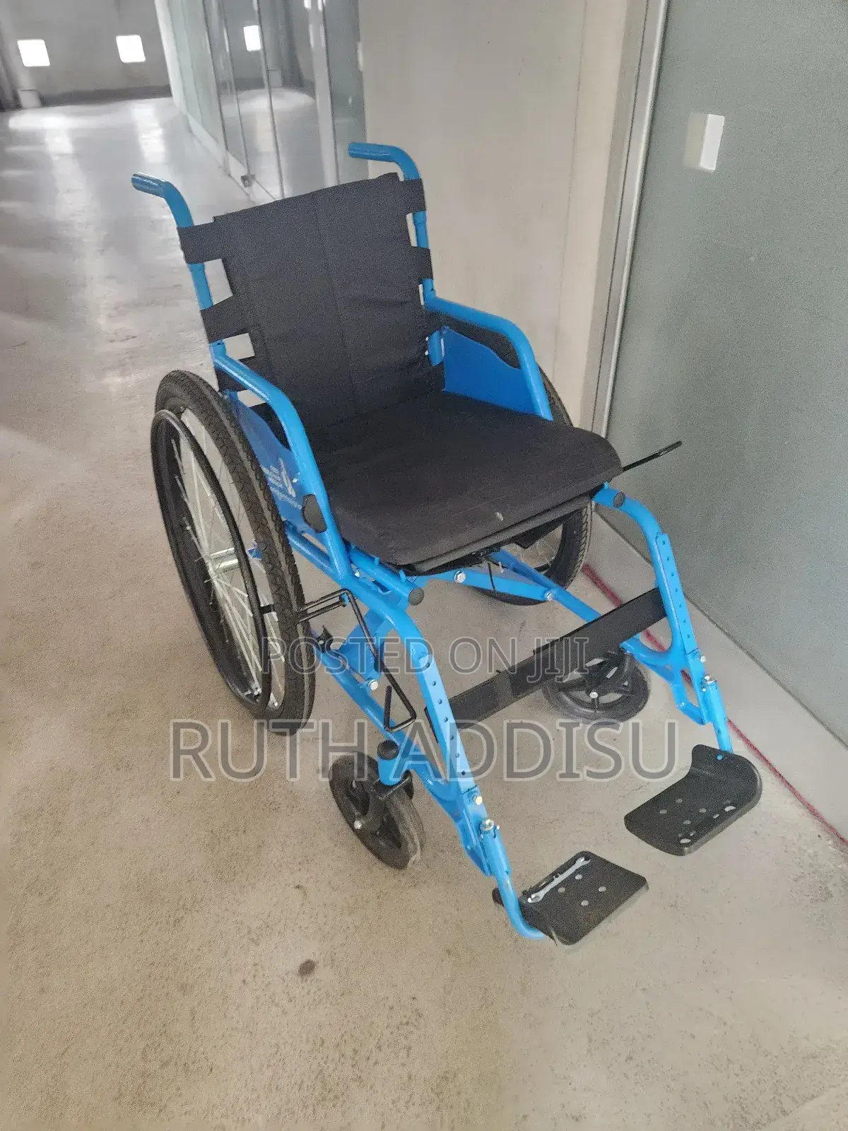 Wheelchair庫侖foldable Wheelchair知情medical Wheelchair短短wheelchair Bold