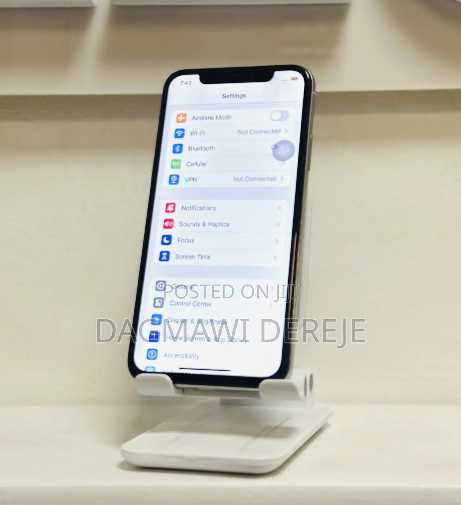 New Apple iPhone XS 64 GB White