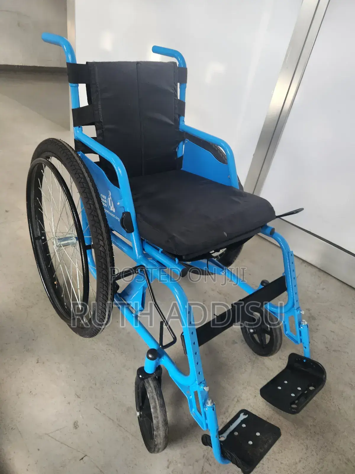 Foldable Comfortable Wheelchair麗巔wheelchair痛苦wheelchair煞是wheelchair