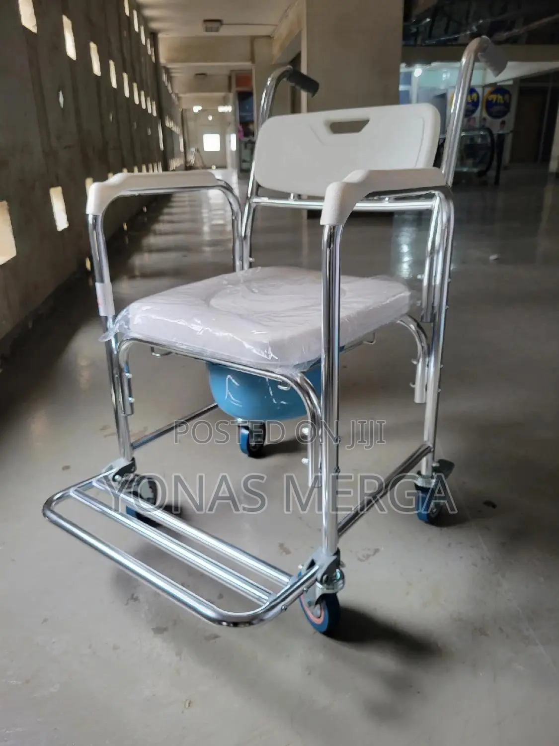 Rolling Shower Wheelchair酮፭bath Toilet覇፰bucket Shower-Proof碼commodepot