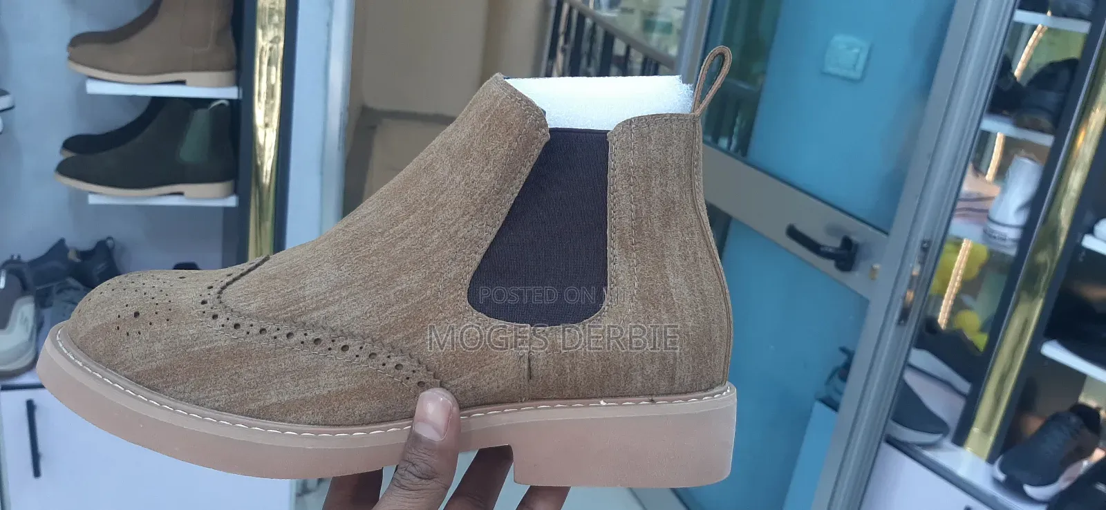 Manladuo Pure Suede Chelsea Boot