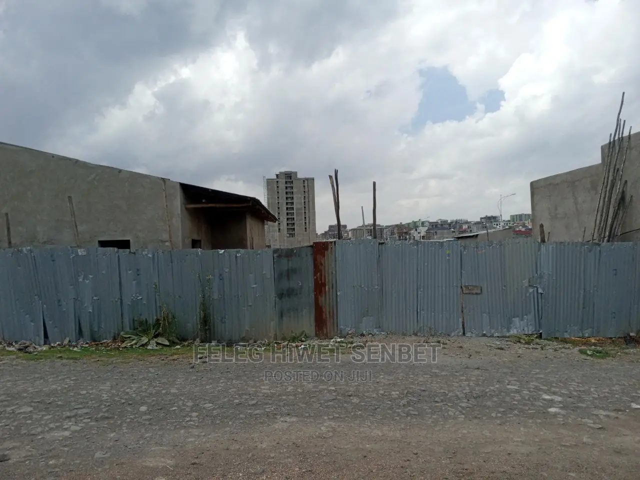 የሚሸጥ ለተለያዩ ግንባታ የሚሆን ቆንጆ ቦታ