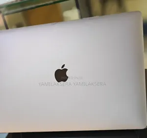 Photo - New Laptop Apple MacBook Pro 2019 32GB Intel Core I9 SSD 512GB