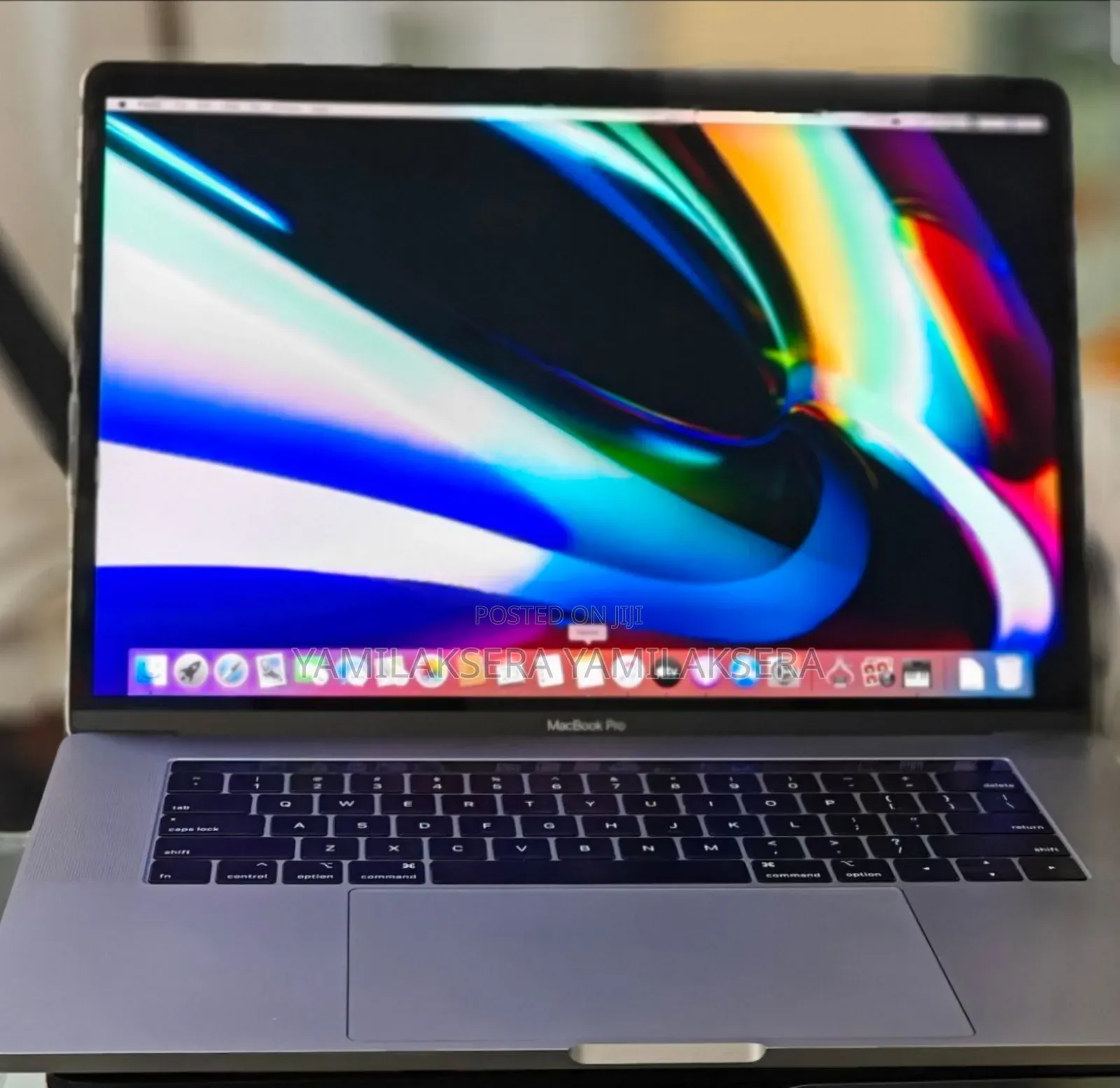 New Laptop Apple MacBook Pro 2019 32GB Intel Core I9 SSD 512GB