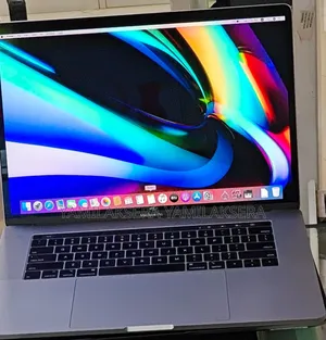 New Laptop Apple MacBook Pro 2019 32GB Intel Core I9 SSD 512GB