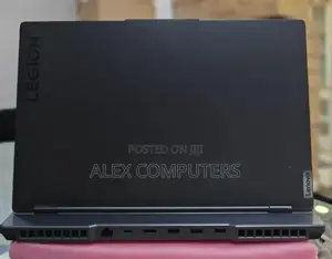 New Laptop Lenovo Legion 5 16GB AMD Ryzen 7 SSD 512GB