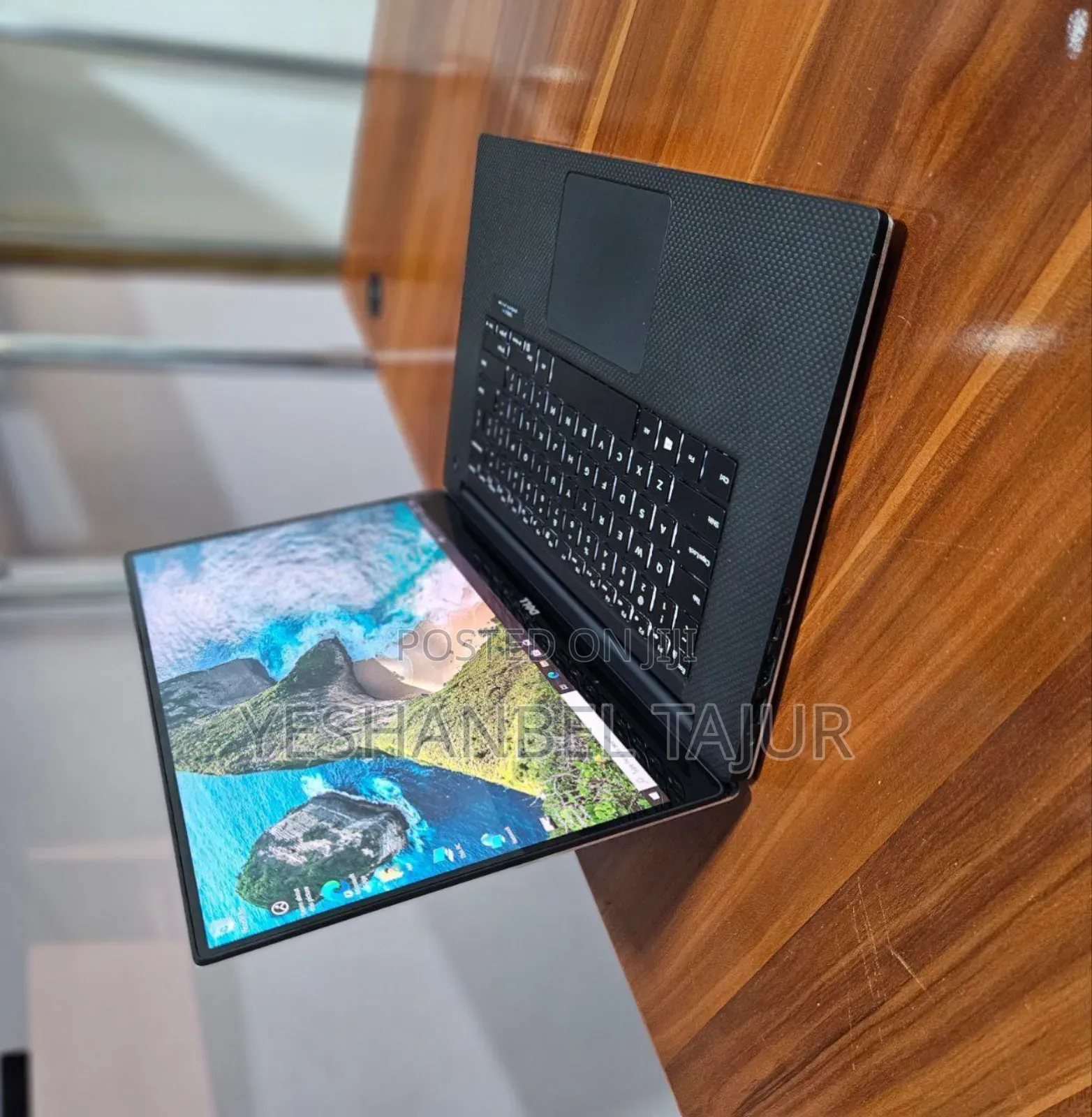 New Laptop Dell XPS 15 16GB Intel Core I7 SSD 512GB