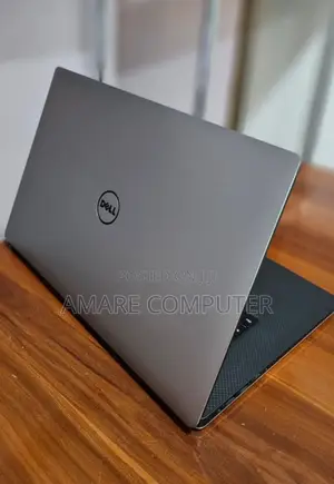 Photo - New Laptop Dell XPS 15 16GB Intel Core I7 SSD 512GB