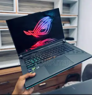 New Laptop Asus ROG Strix G15 32GB Intel Core I9 SSD 1T