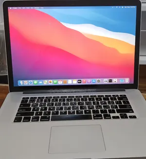 New Laptop Apple MacBook Pro 2015 16GB Intel Core I7 SSD 256GB