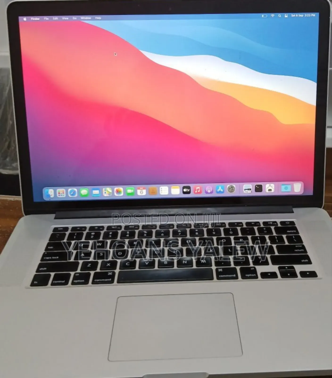 New Laptop Apple MacBook Pro 2015 16GB Intel Core I7 SSD 256GB