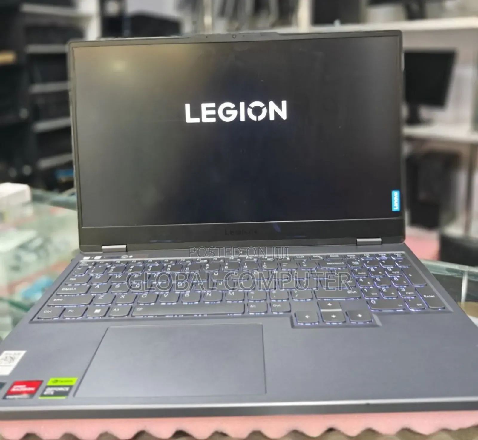 New Laptop Lenovo Legion 5i 16GB AMD Ryzen 7 SSD 512GB