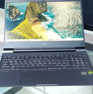 New Laptop HP Victus 16 8GB AMD Ryzen 5 SSD 512GB