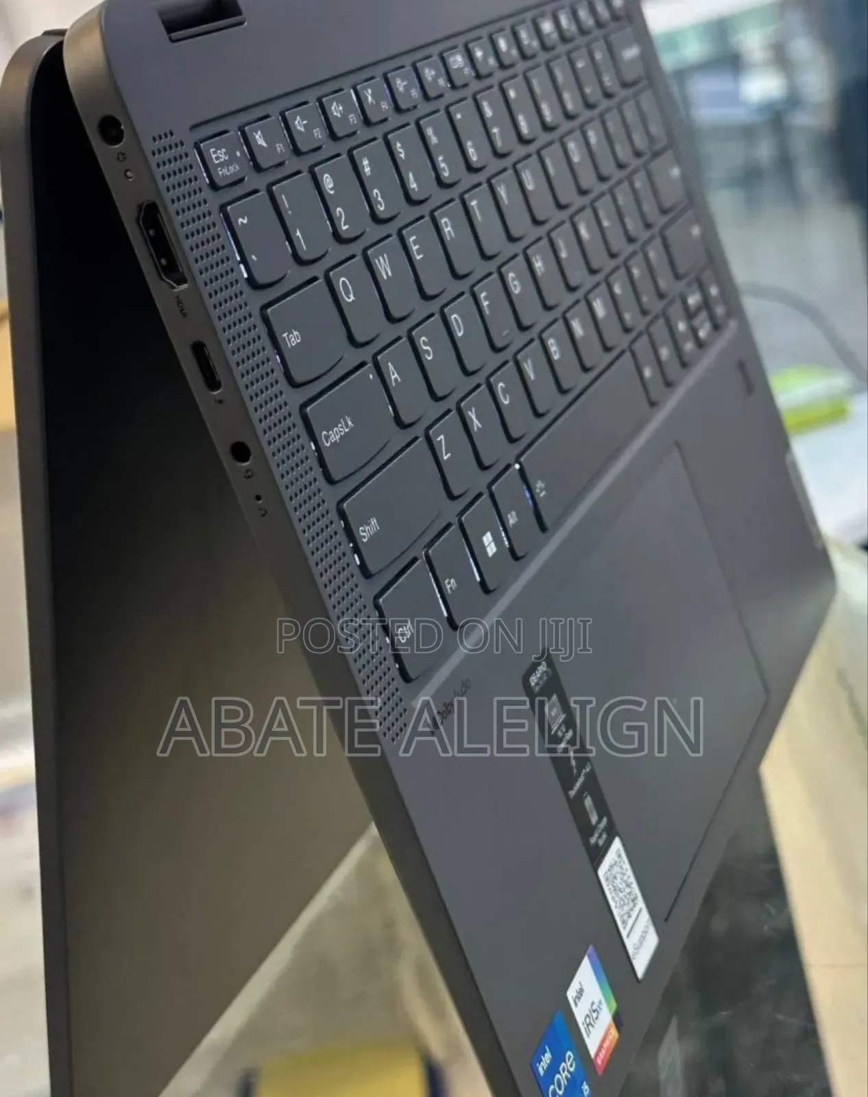 New Laptop Lenovo ThinkPad Yoga 370 16GB Intel Core i5 SSD 512GB