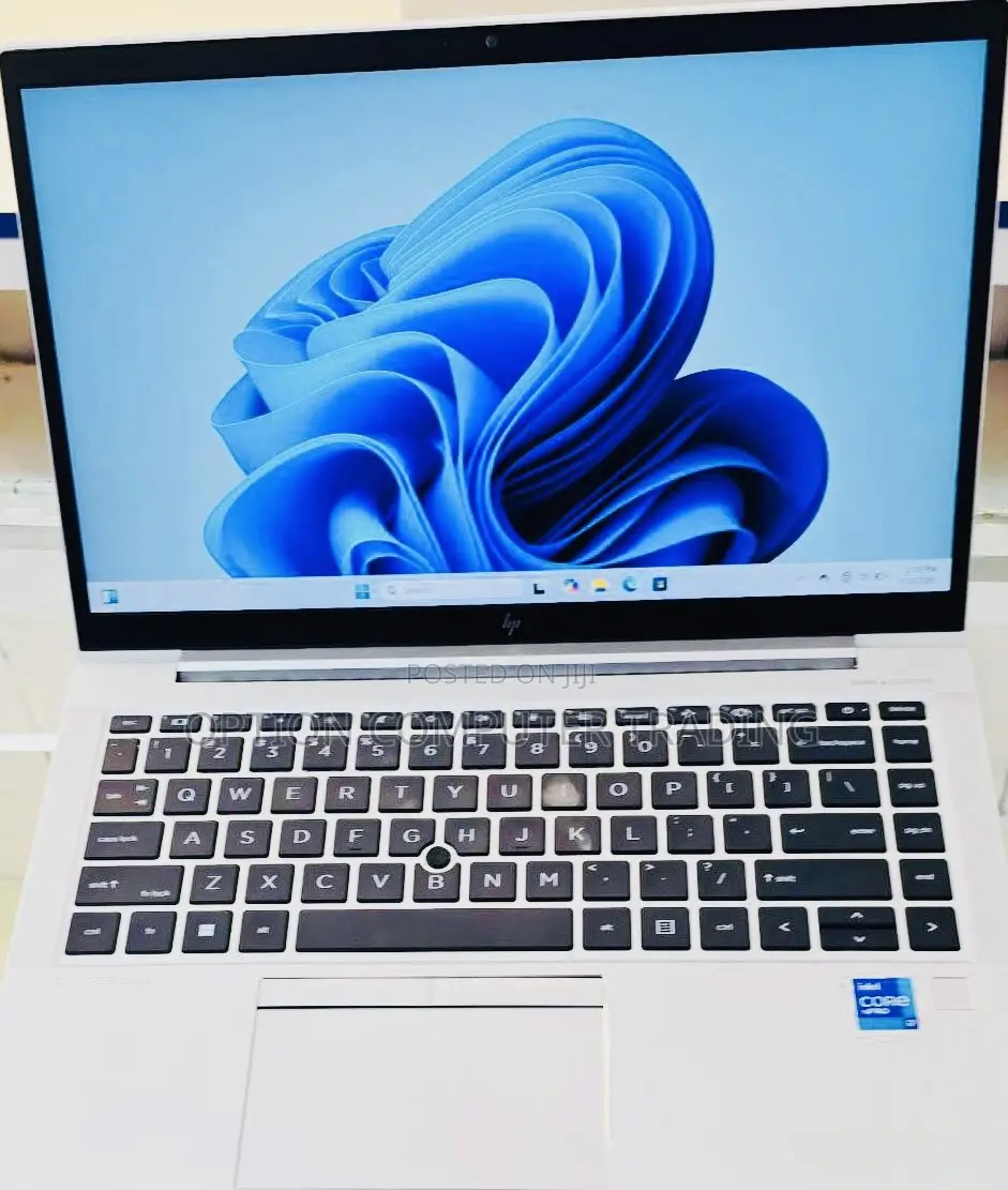 New Laptop HP EliteBook 840 G8 16GB Intel Core I7 SSD 512GB