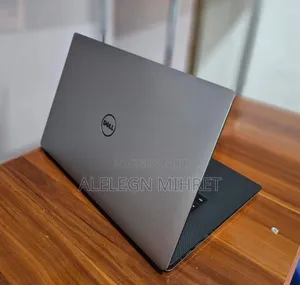 Photo - New Laptop Dell XPS 15 16GB Intel Core I7 SSD 512GB