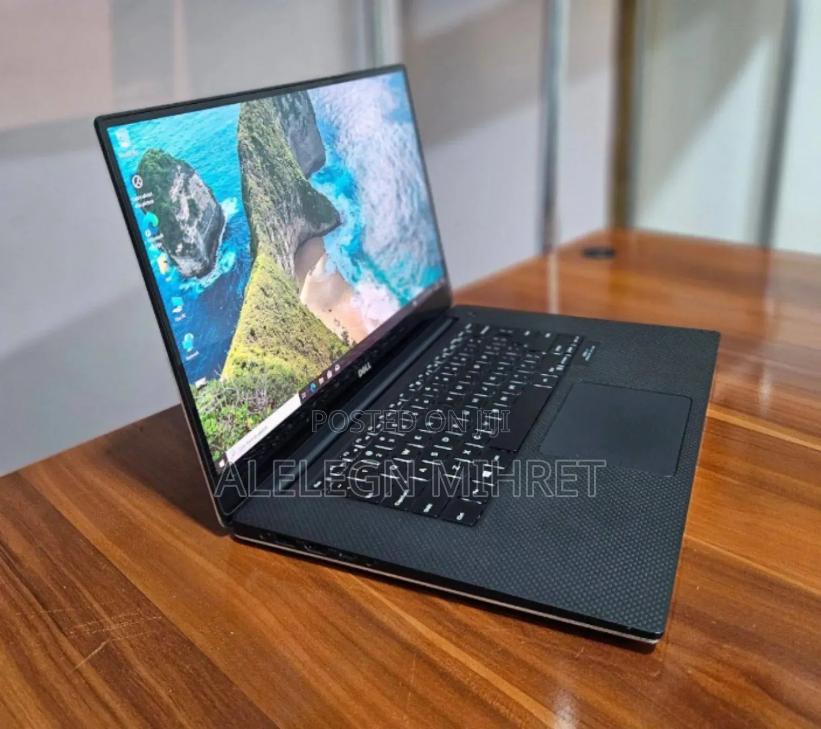 New Laptop Dell XPS 15 16GB Intel Core I7 SSD 512GB