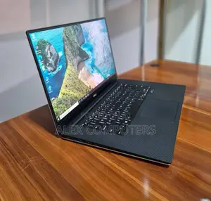 New Laptop Dell XPS 15 16GB Intel Core I7 SSD 512GB