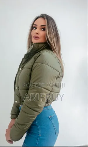 Stylish Crop Puffer Jacket