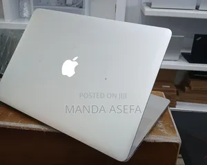 New Laptop Apple MacBook Pro 2015 16GB Intel Core I7 SSD 256GB