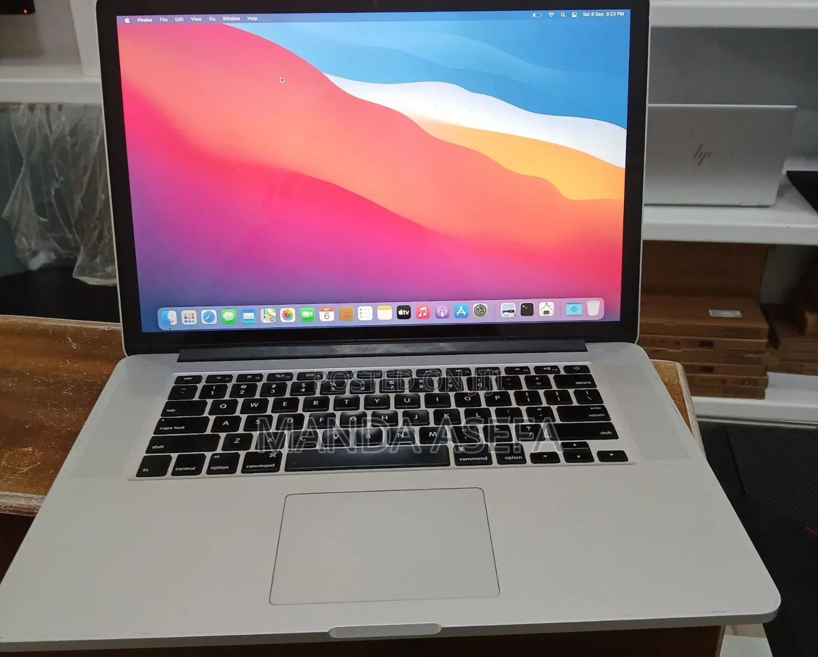 New Laptop Apple MacBook Pro 2015 16GB Intel Core I7 SSD 256GB
