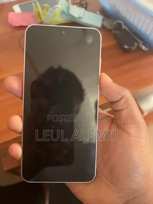 Photo - New Samsung Galaxy S23 256 GB Pink