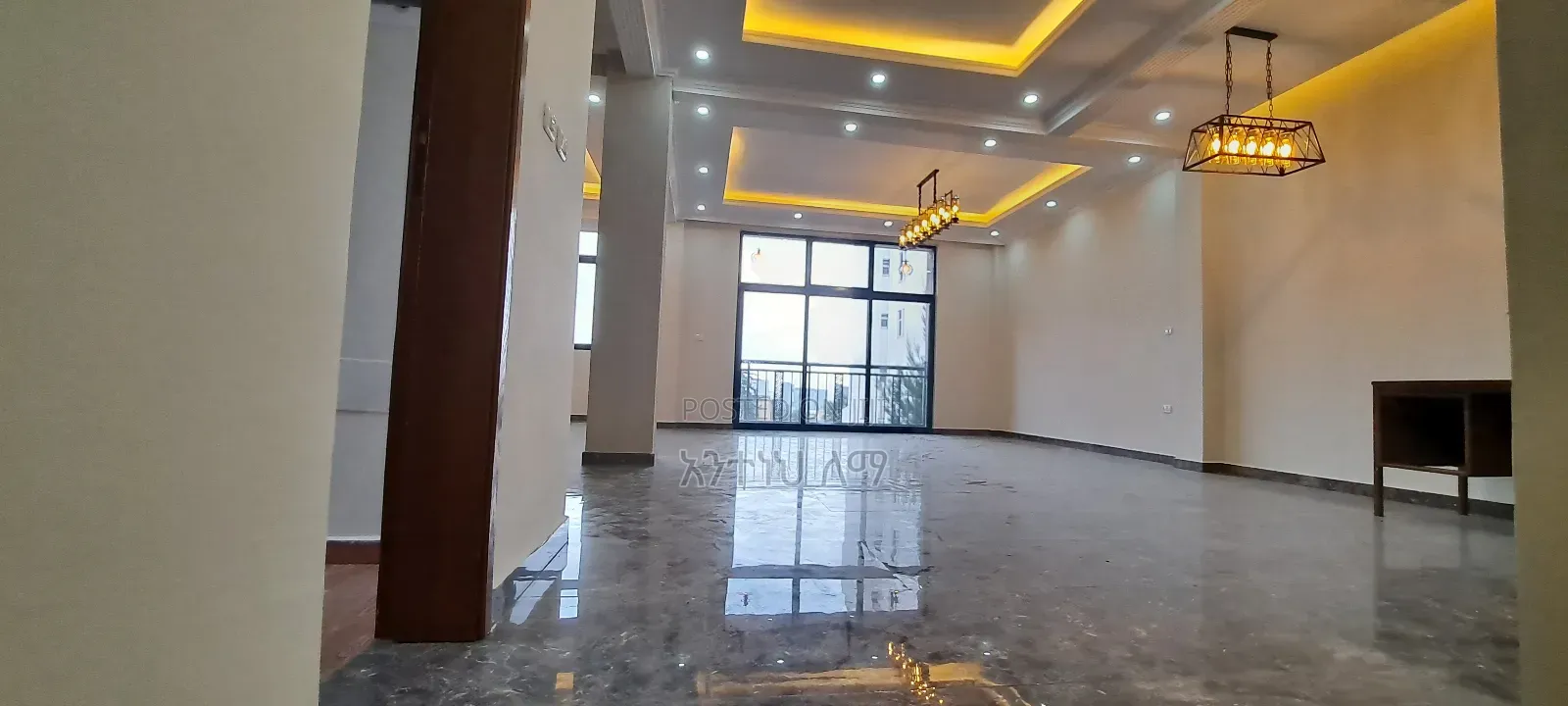 2bdrm Condo in ዳሽን ባንክ ጀርባ ያለው ግቢ, Lideta for sale