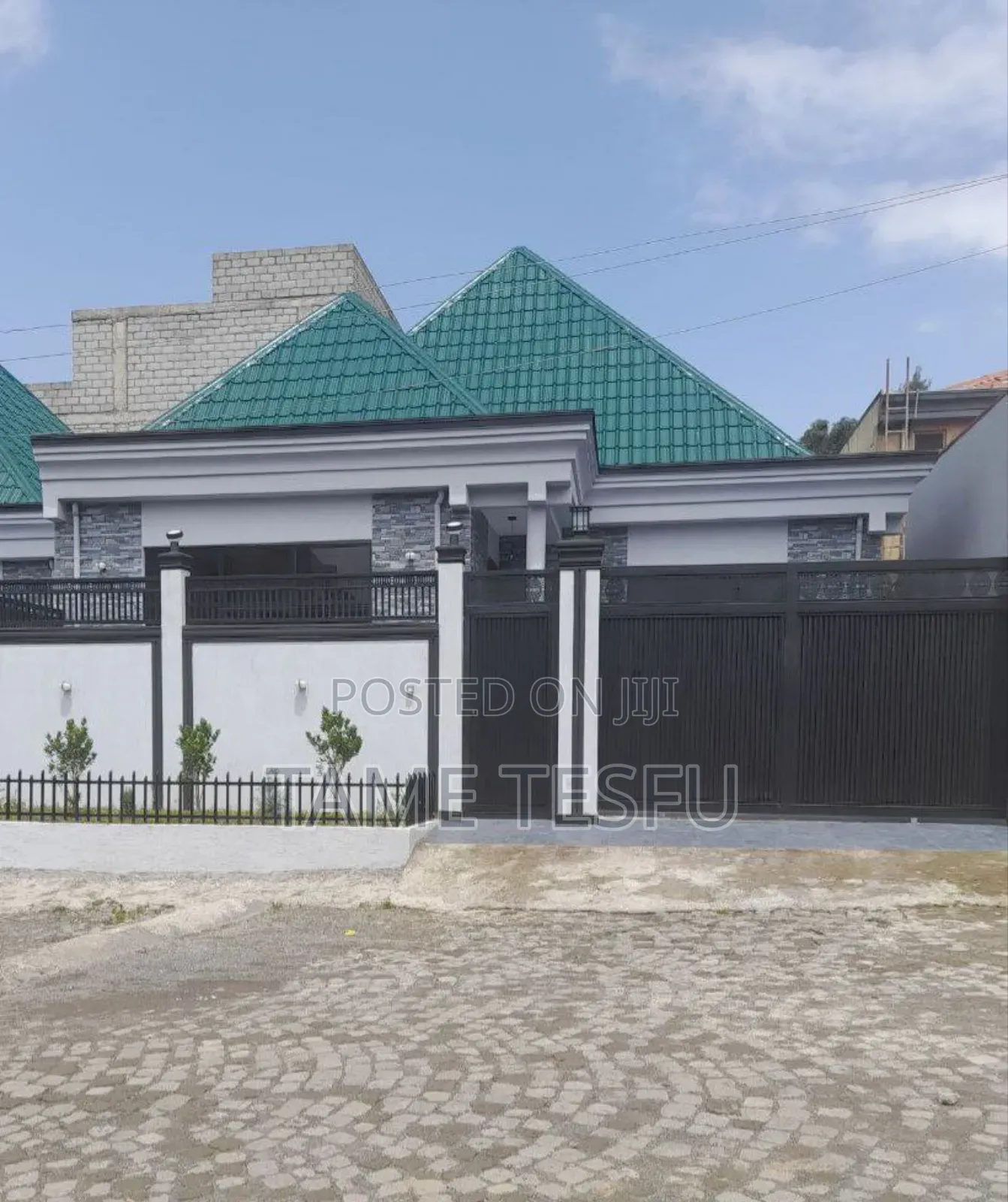 Furnished 4bdrm Villa in ሰሚት, Bole for sale
