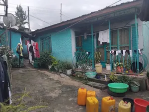 2bdrm House in ተክለሀይማኖት, Arada for sale