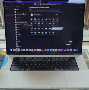 New Laptop Apple MacBook Pro 32GB Apple M1 Pro SSD 512GB