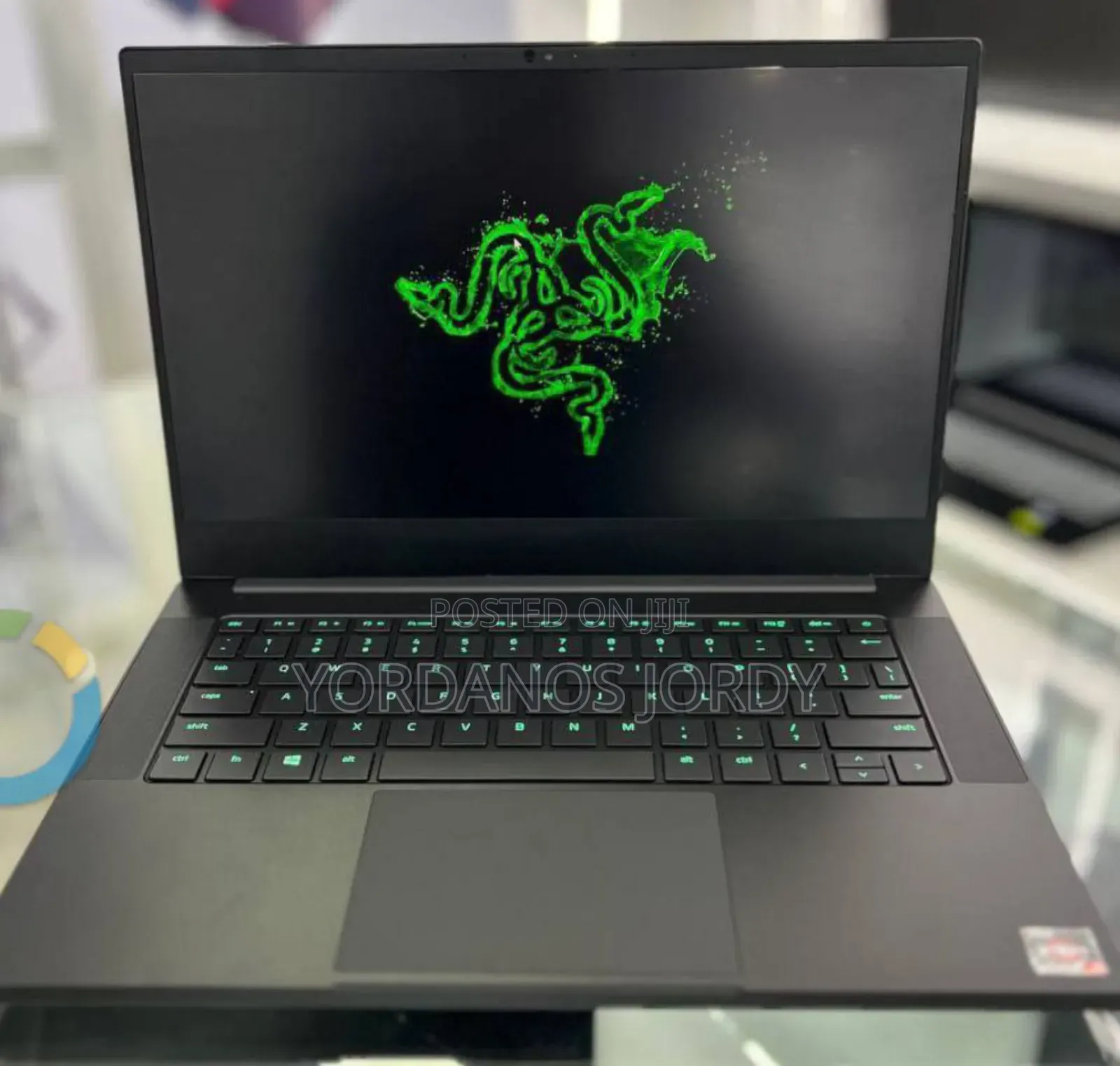 New Laptop Razer Blade 16GB AMD Ryzen 9 SSD 1T