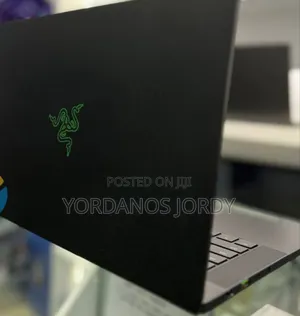 New Laptop Razer Blade 16GB AMD Ryzen 9 SSD 1T