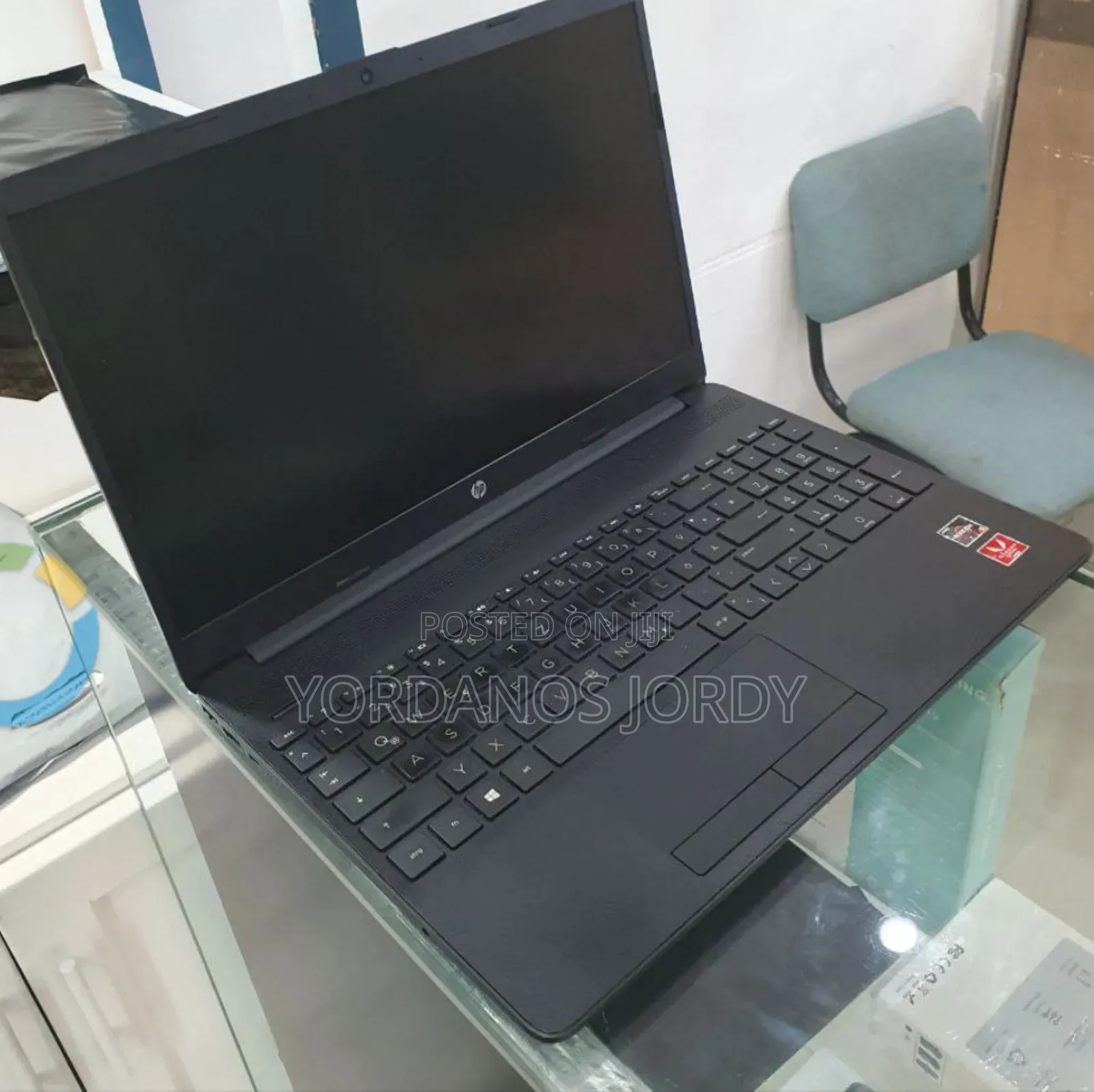 New Laptop HP 8GB AMD Ryzen 5 SSD 256GB