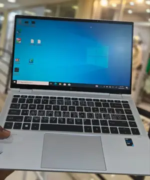 New Laptop HP EliteBook 1040 G8 16GB Intel Core I7 SSD 512GB