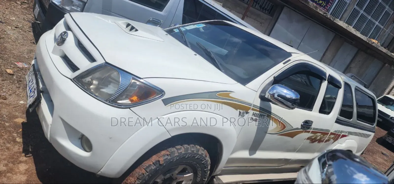 Toyota Hilux 2.5 D-4D 4X4 SRX 2009 White