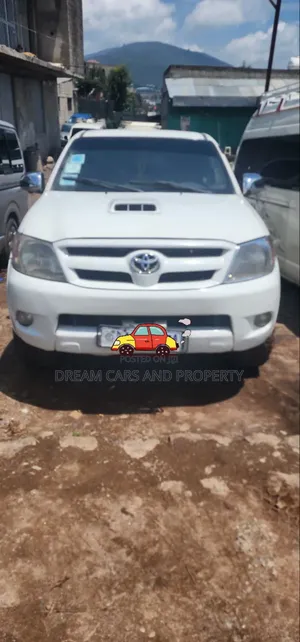 Photo - Toyota Hilux 2.5 D-4D 4X4 SRX 2009 White