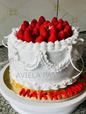 Custom Cake/Birthday /Baby Shower/Graduation Cake