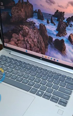 New Laptop HP ProBook 440 16GB Intel Core Ultra 7 SSD 512GB