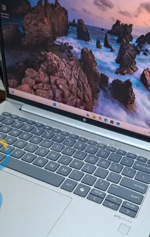 New Laptop HP ProBook 440 16GB Intel Core Ultra 7 SSD 512GB