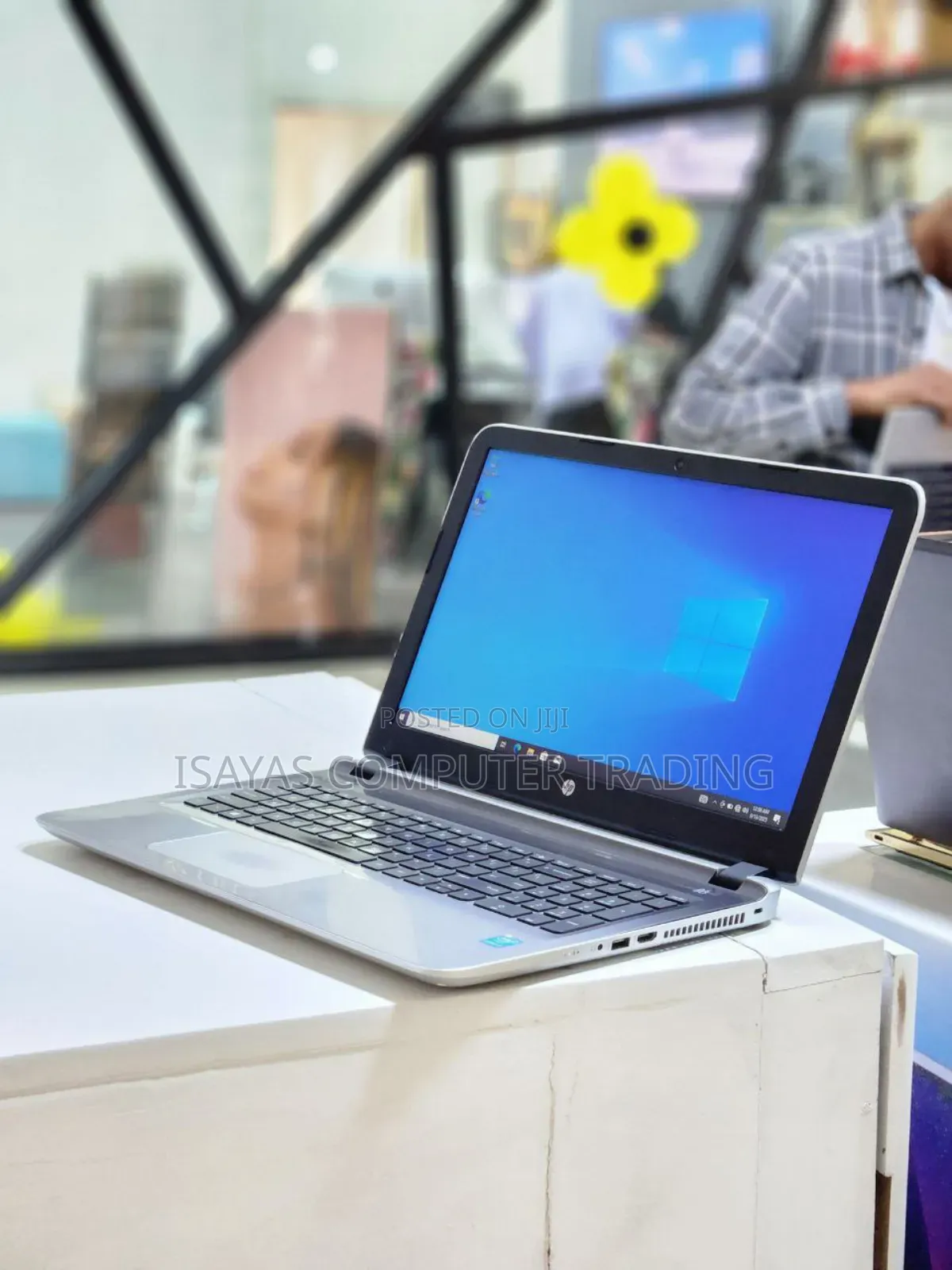 New Laptop HP Pavilion 15 8GB Intel Core I5 SSD 1T